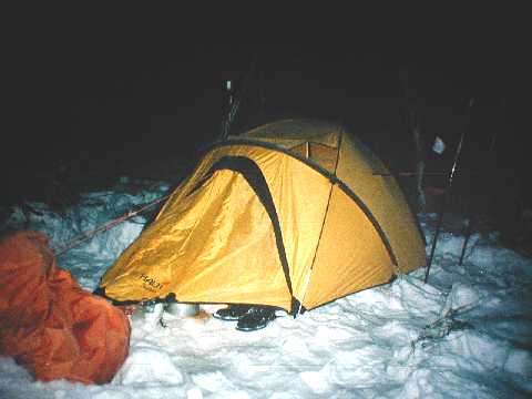 Teltassa on tunnelmaa